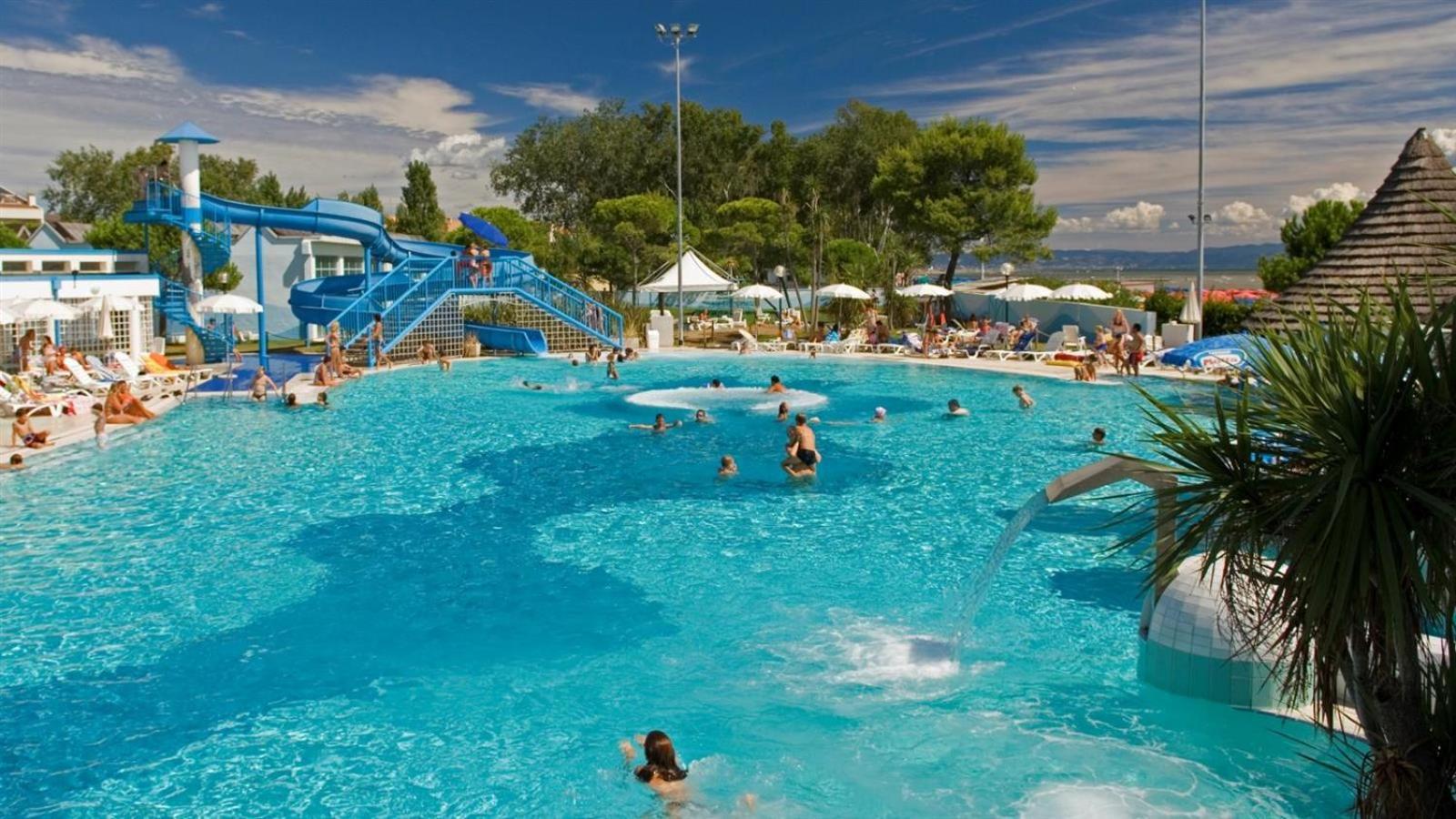 Sunny Home, Appartamento In Centro E Vicino Alla Spiaggia Grado Buitenkant foto